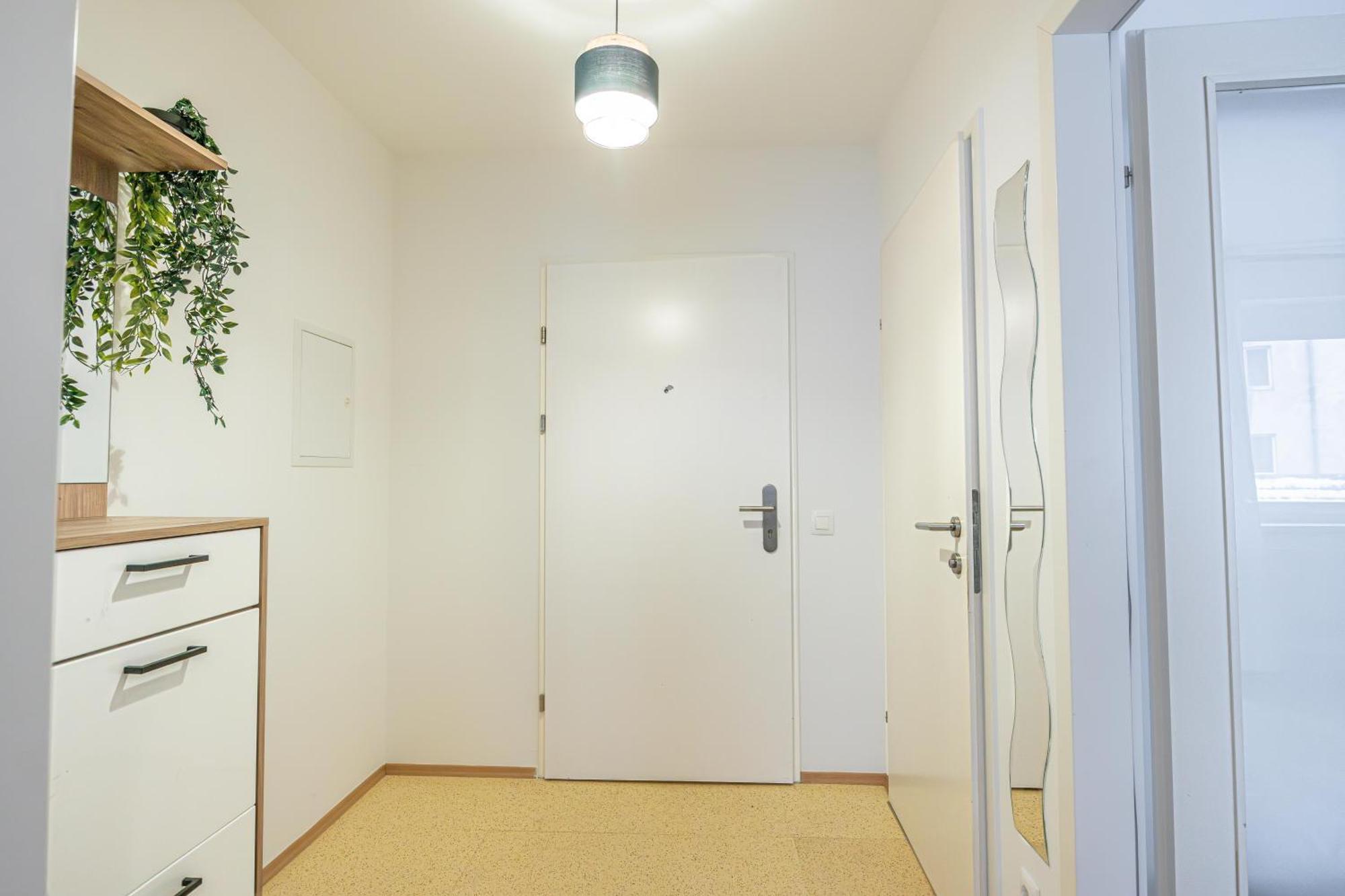 Superb Fully Equipped Apartment, 9 Min To City Center Via Metro Відень Екстер'єр фото